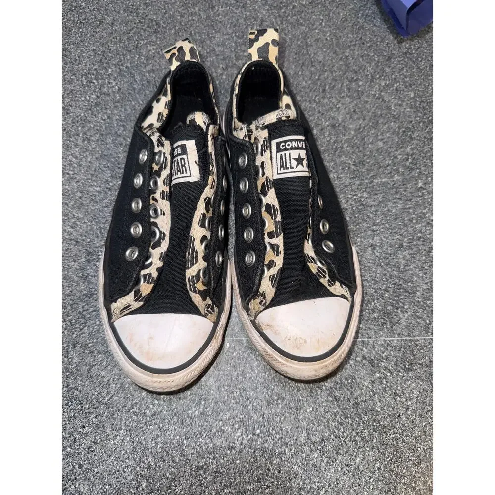 Converse Low Top No Lace Sneakers Leopard and Black Youth Size 13